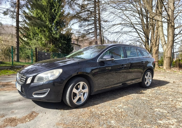 Volvo V60 cena 30200 przebieg: 376443, rok produkcji 2011 z Wisła małe 79